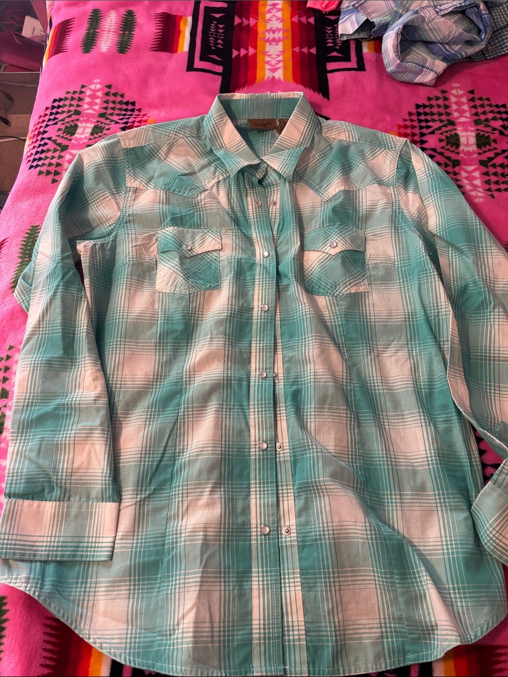Wrangler Teal and White Plaid Button-Down Western Shirt